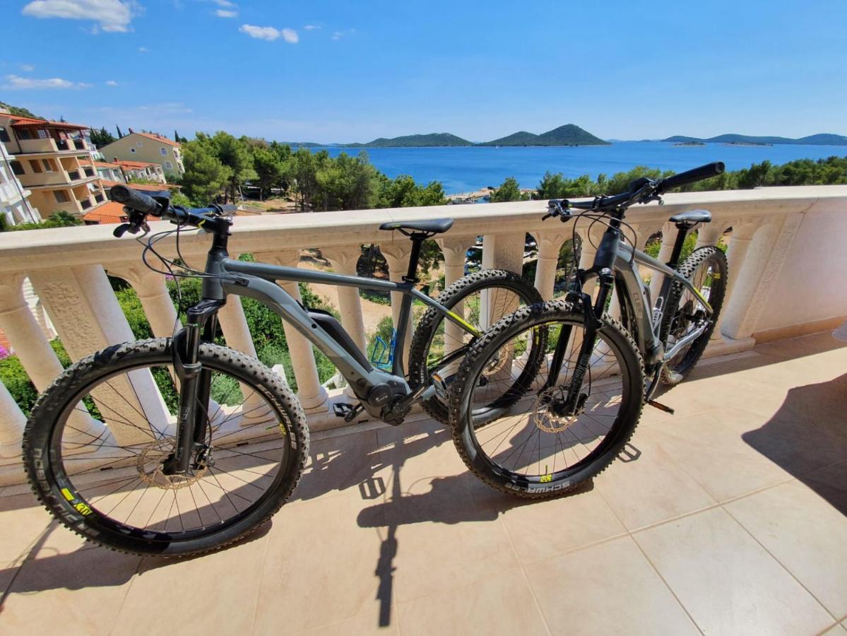Sea'S The Day Villa Drage Exterior foto